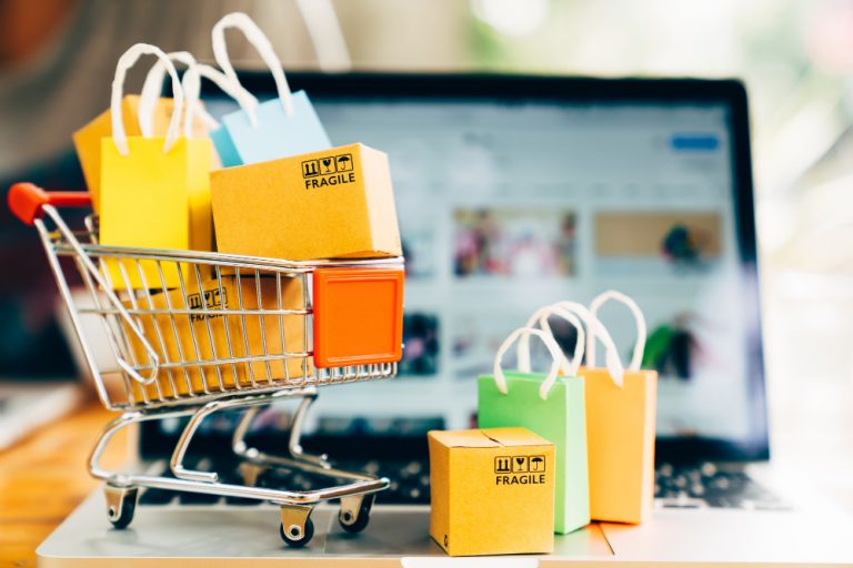Comment ouvrir un ecommerce  besoins et coûts – lagenceparis.com