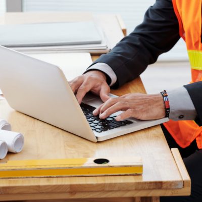 Comment les PME et PMI simplifient la gestion des sous-traitants sur leurs chantiers ?