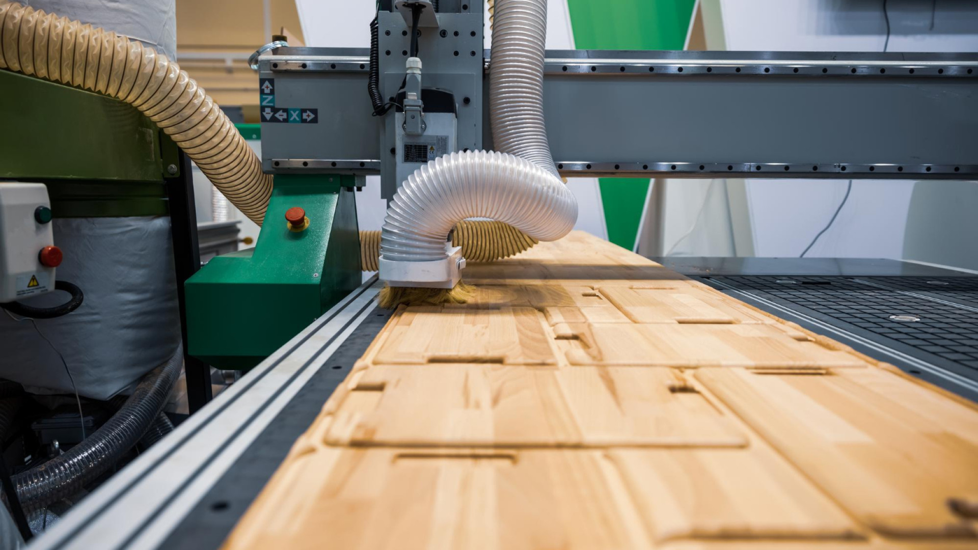 Optimiser la productivité en usinage de bois : stratégies et innovations pour l’industrie